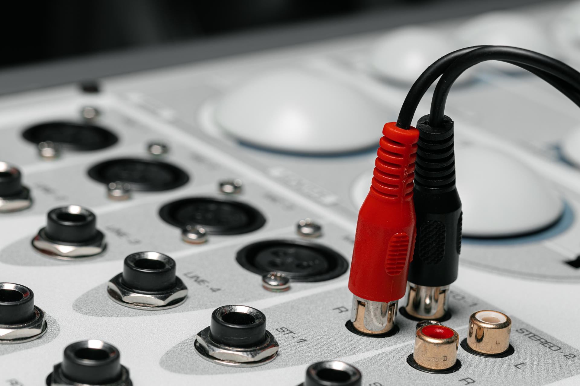 5 Warning Signs Your Electrical Appliance Needs Immediate Attention