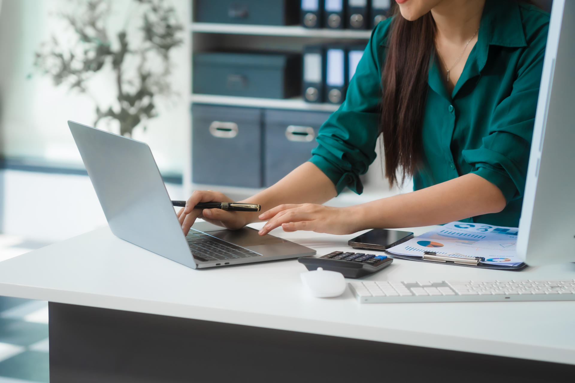 How CRM Automation Helps Sales Teams Save Time and Close More Deals Faster