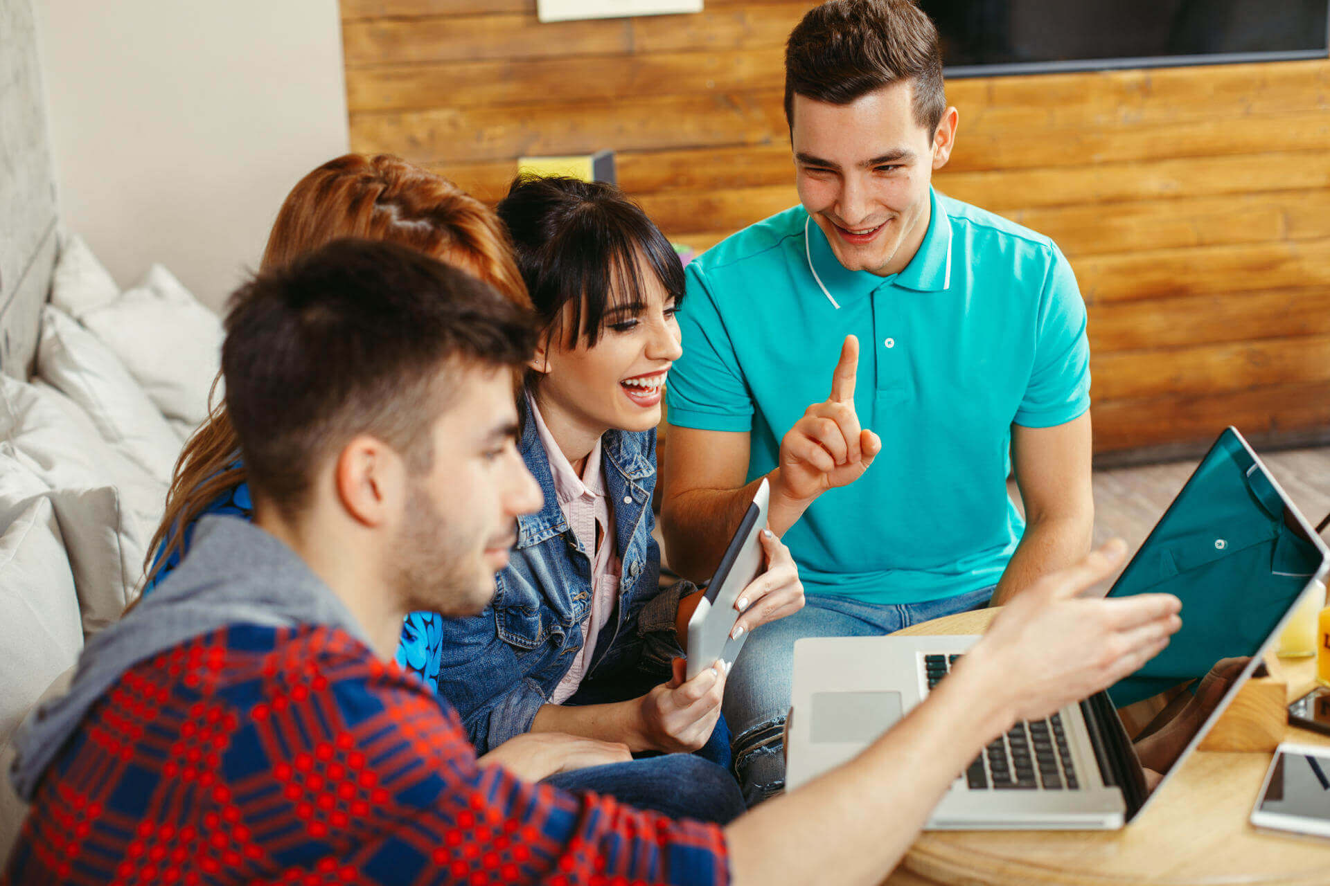 How CRM Automation Helps Sales Teams Save Time and Close More Deals Faster