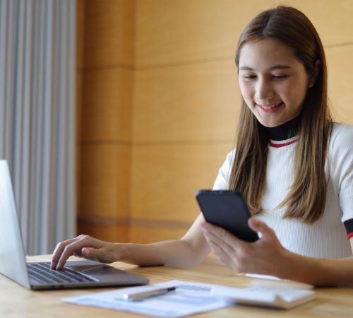 woman-studying-online-seminar-on-internet-laptop-2023-11-27-05-18-21-utc