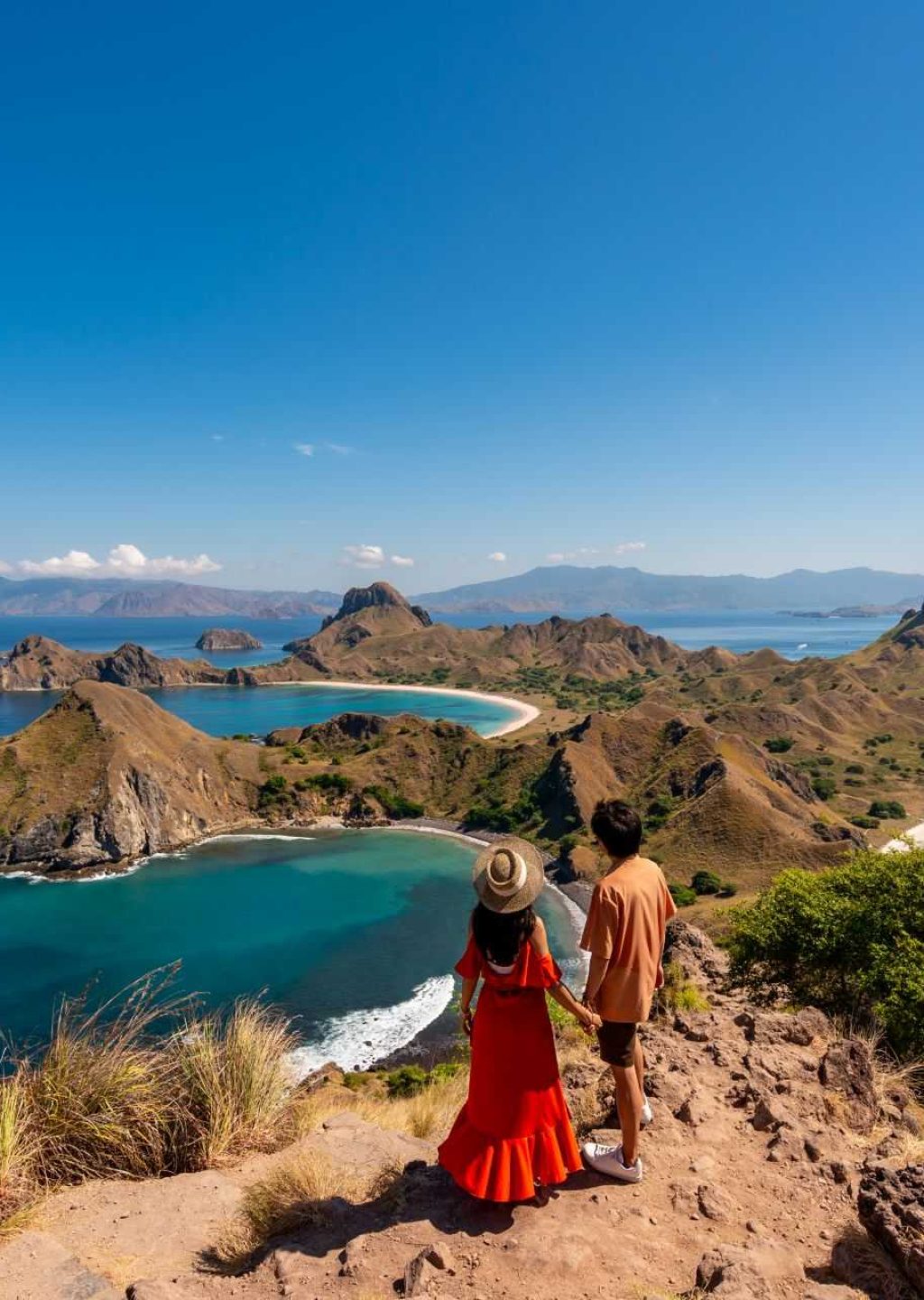 young-couple-tourist-enjoying-the-beautiful-landsc-2024-08-20-19-21-02-utc_11zon